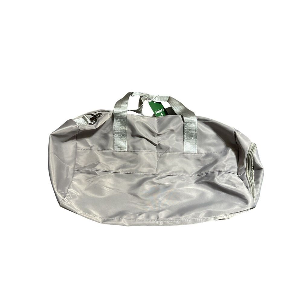 Halara Active Gym Duffle Zipper Bag in Solid Gray NEW with‎ TAGS